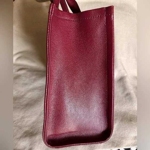 Marc Jacobs The Tote Bag in Large - Picture 6 of 11